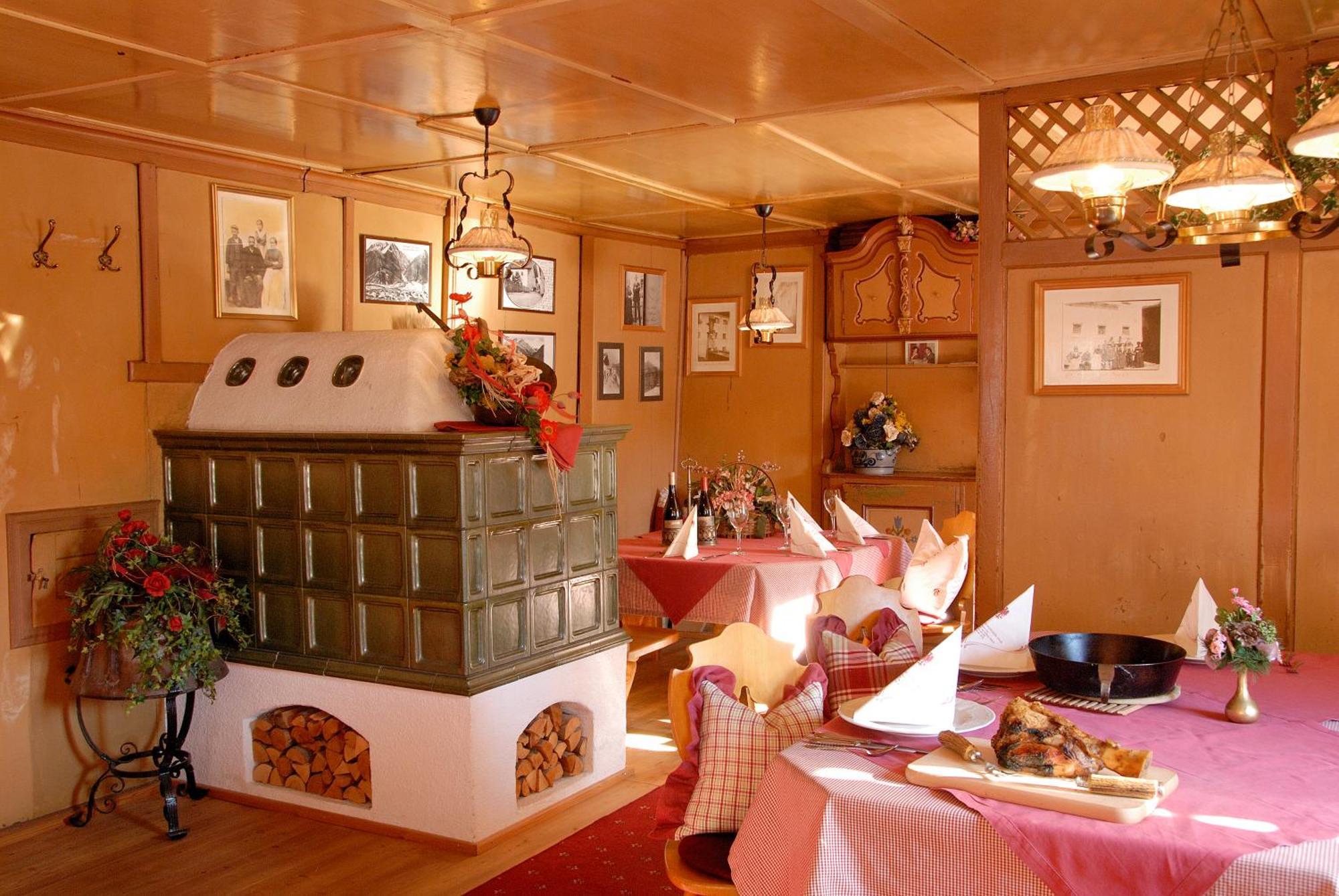 Hotel Schwarzer Adler 페트노이 암 아를베르크 외부 사진